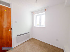 Bedroom- click for photo gallery
